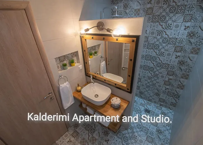 アパート Kalderimi